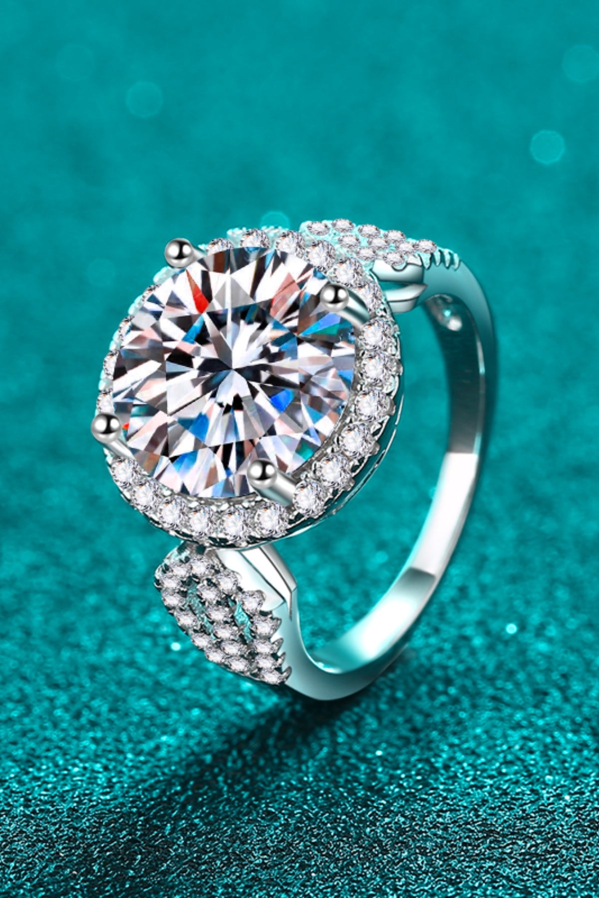 5 Carat Moissanite Silver Ring - 925 Sterling Platinum-Plated e234fcfc-e884-40ae-b72a-7159eea96427-Max Trendsi