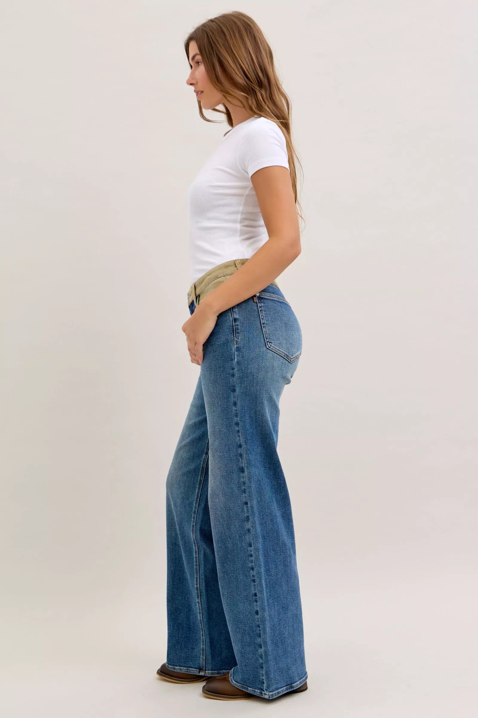 Judy Blue Straight Jeans MR Column with Corduroy Waist Medium Wash e3454d07-3d43-4735-a235-aeea9d7bf3af-Max-Origin Trendsi