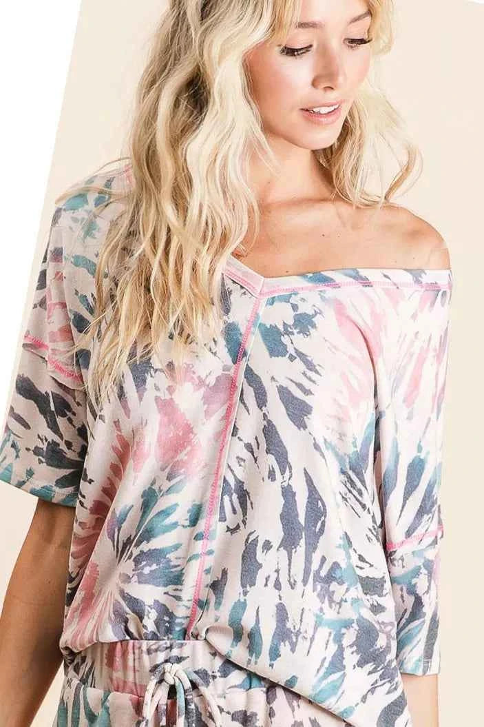 BiBi Tie Dye Print Terry V Neck Top With Contrast Short Sleeve Blouse e38e521a2b504b9e86ed6d72d8ee8619-Max-Origin Trendsi