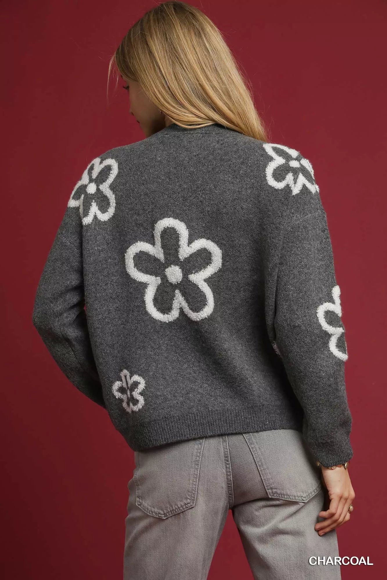 Umgee Sweater Gray Knit Round Neck with Floral Accents Pullover