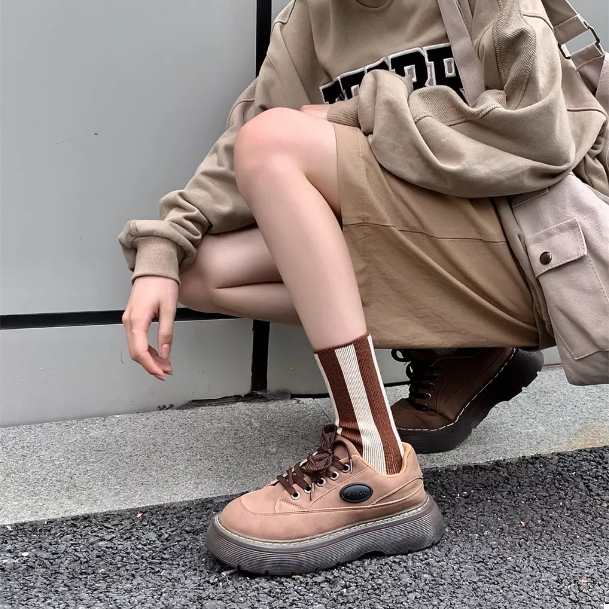 Women's Crew Socks Cotton Contrast Striped Accessories Chocolate One Size e3bfcf7a-cfa7-47bf-8d81-95c3645e95ff-Max-Origin Trendsi