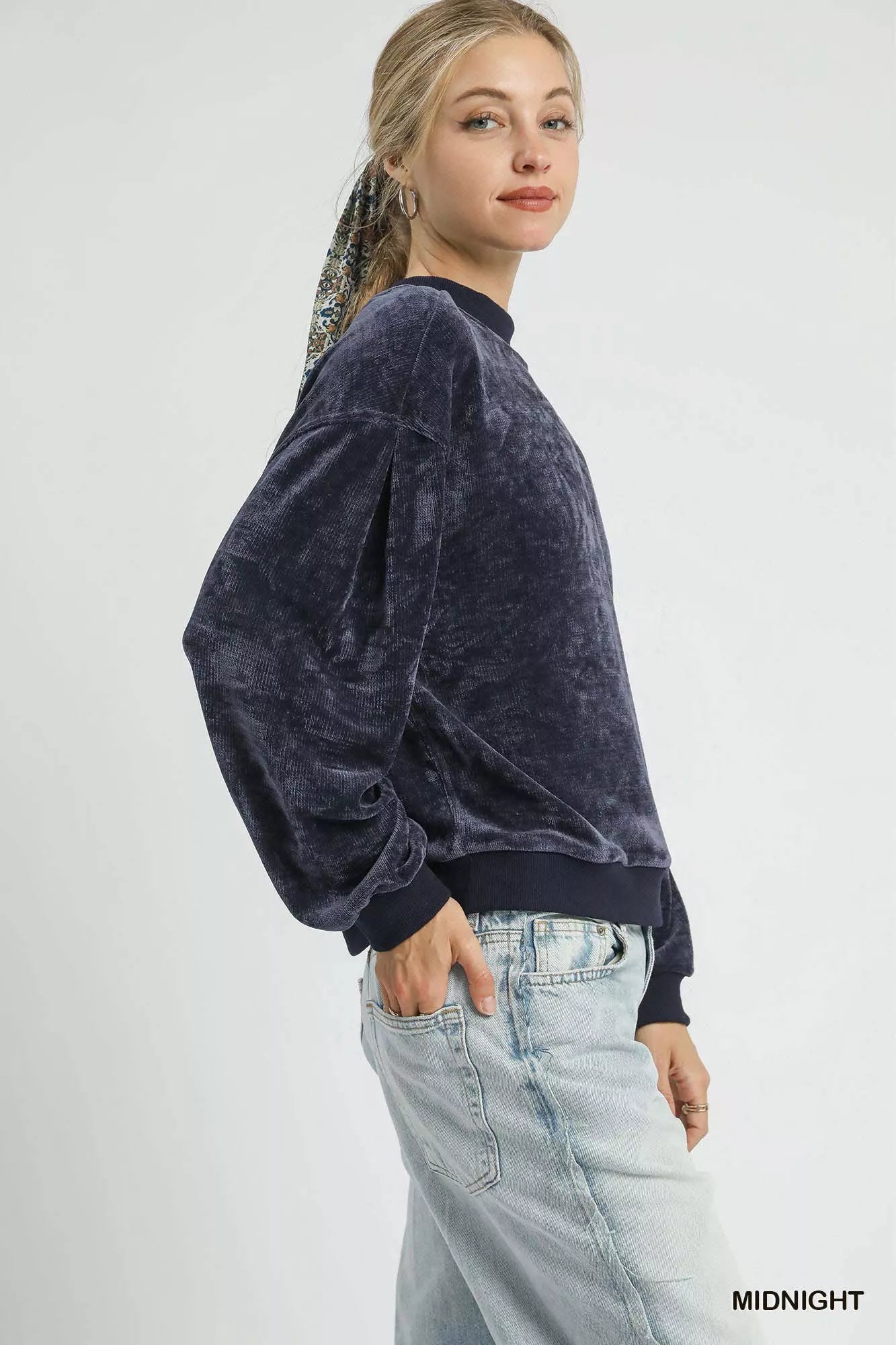 Umgee Sweatshirt Velour Midnight Blue Crewneck Balloon Long Sleeve Top e4e896b1-ea94-497e-82b2-1634e1a23182-Max-Origin Trendsi