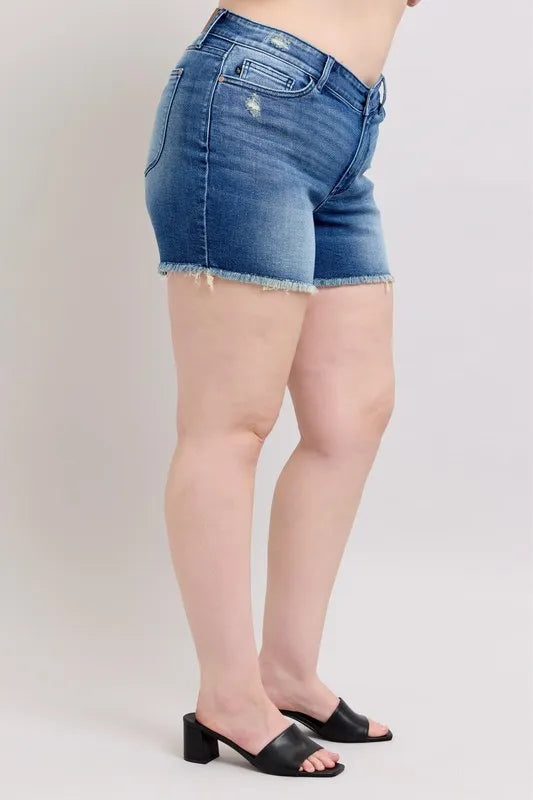 Judy Blue V-Front Denim Shorts with Shield Pockets Medium Washed e5deb27b-1475-46ee-93d2-a9e85a3e5082-Max-Origin Trendsi