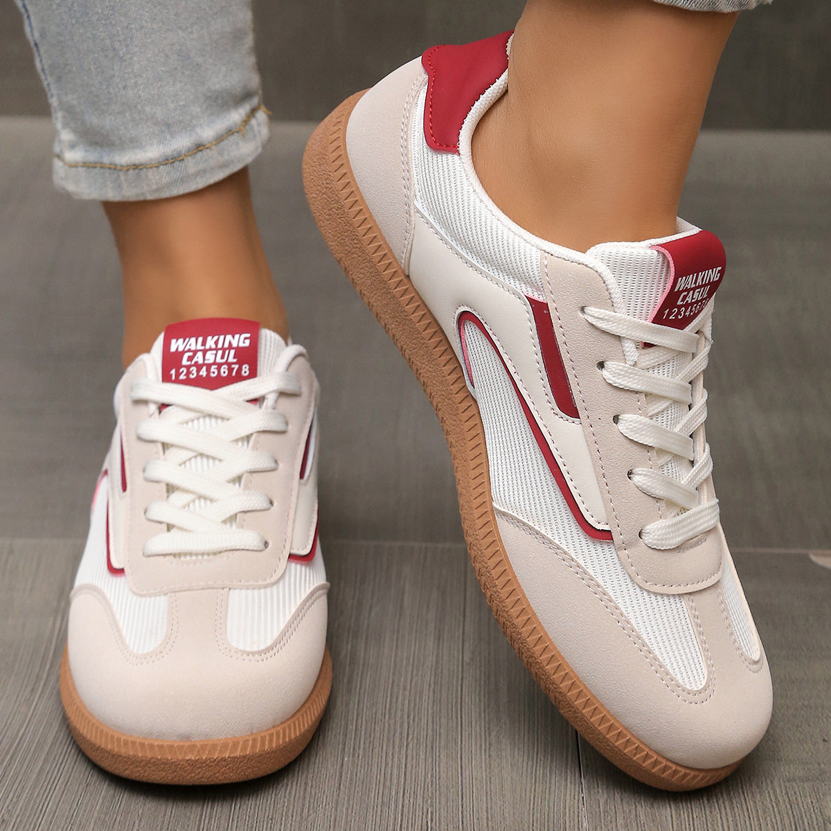 Lace-Up Round Toe Sneakers