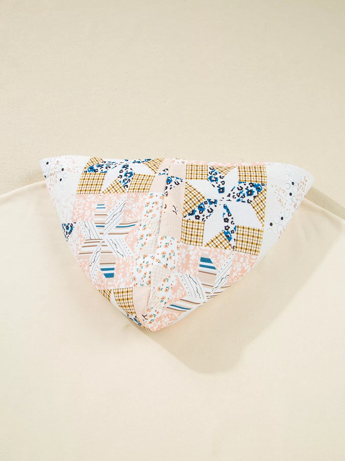 Women's Hoodie Cream Geo Pattern Patchwork with Kangaroo Pocket e7dfeed234d64e69a5f7d000ef2c7e44-Max-Origin Trendsi