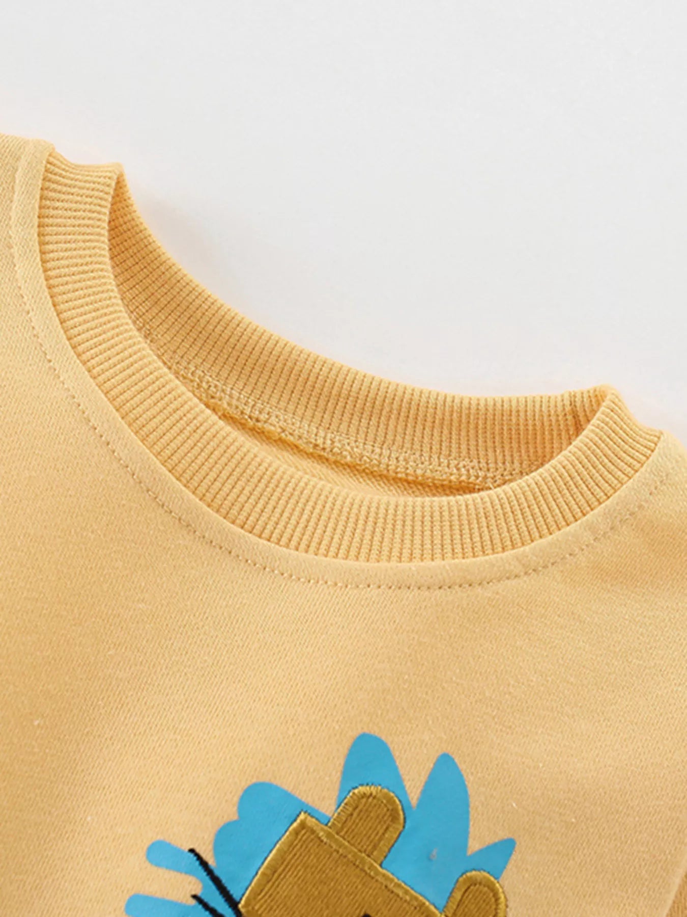 Boys Sweatshirt Gld Lion Embroidered Crew Neck for Children eba3d278ce3e4bfa84875f996cb637a3-Max-Origin Trendsi