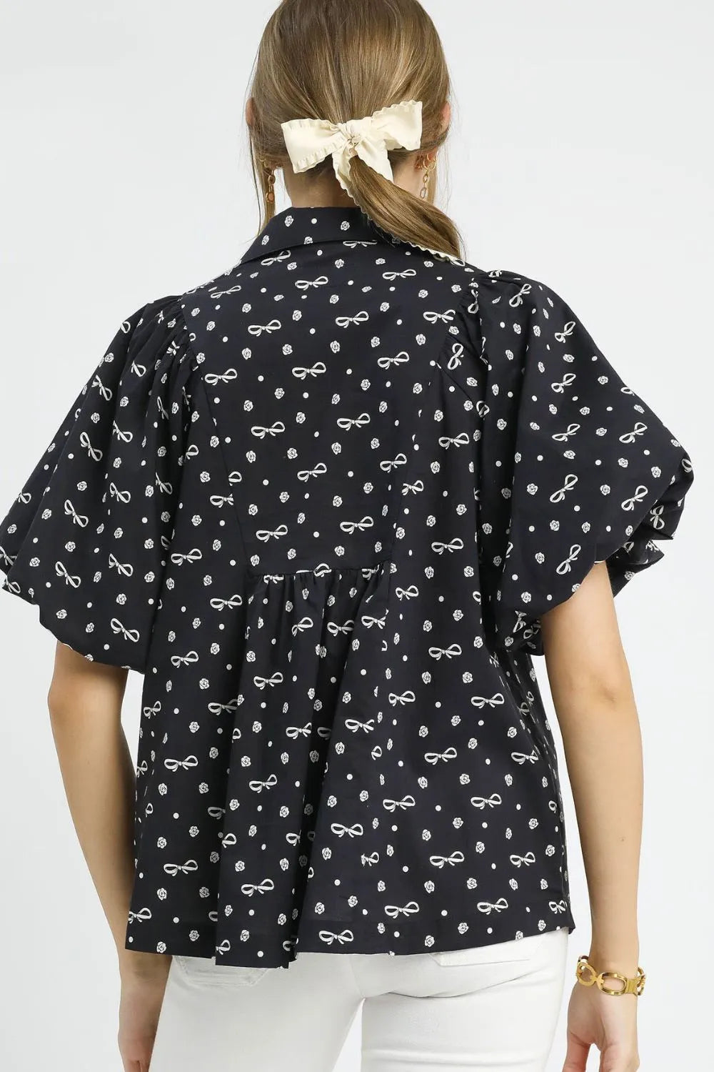 Umgee Blouse Black Bow Print Puff Short Sleeve Women's Top ec1915a4-45ab-4511-81f3-6a9fa204765b-Max-Origin Trendsi