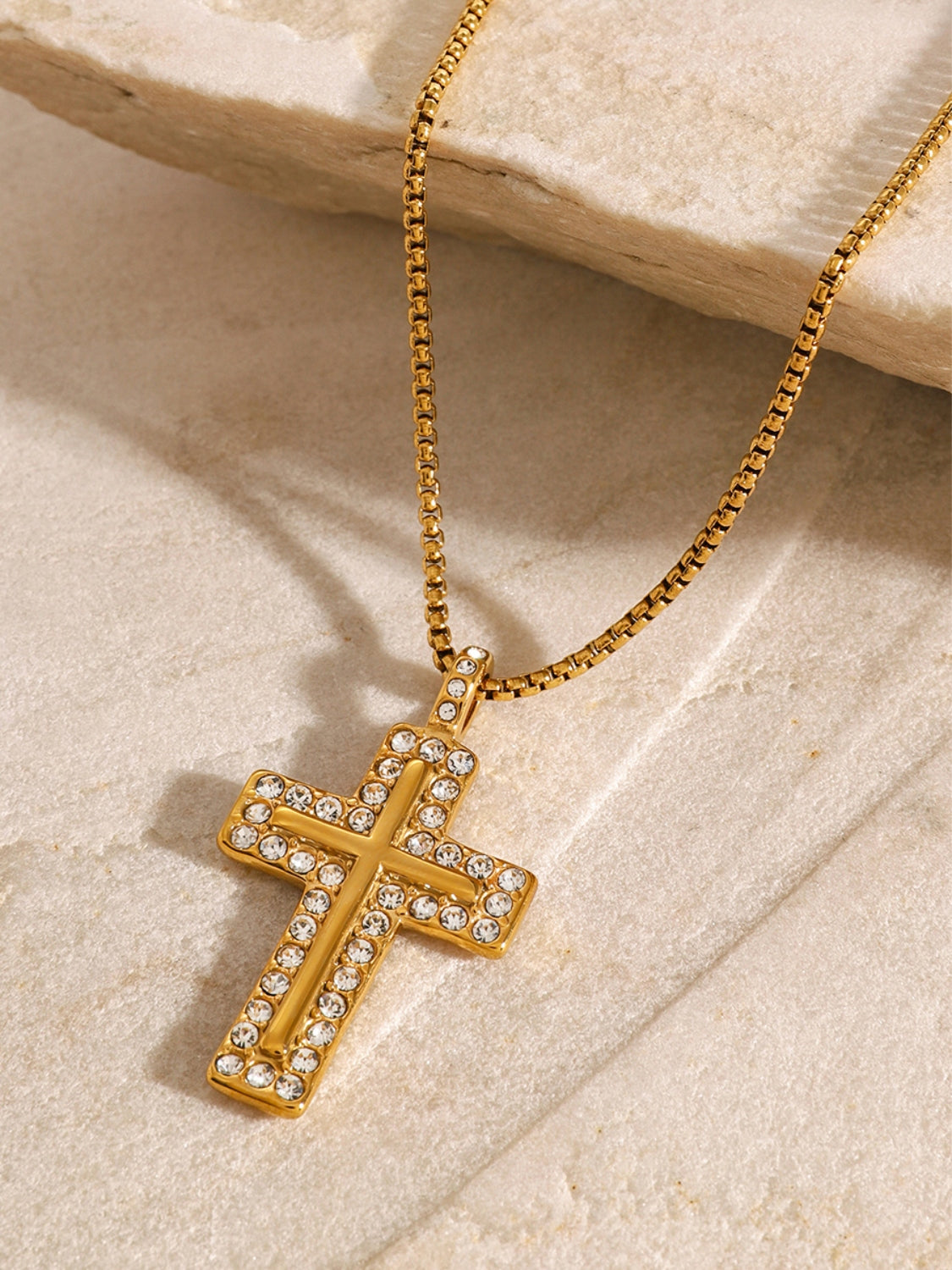 18K Gold-Plated Necklace Cross Inlaid Zircon Gold Women Chain Jewelry