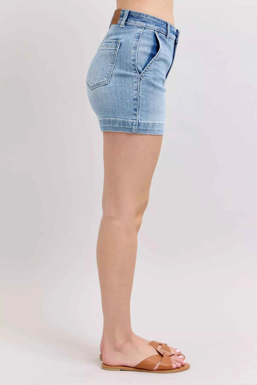 Judy Blue Women Denim Shorts Mid Rise Medium Wash ec95c038-f109-4352-8dca-f14131c185bb-Max-Origin Trendsi