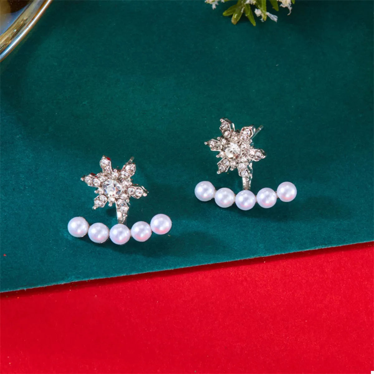 Christmas Earrings Snowflake Pearl 18K Gold-Plated Rhinestone ec990ed9-7625-4c9b-b95d-7b8f6574467e-Max-Origin Trendsi