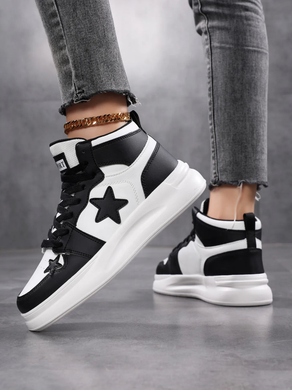 Women's Sneakers Star Pattern Lace Up Pu Leather Flat Shoes ece82ae5a26b4b86a926e4359f72c01e-Max-Origin Trendsi
