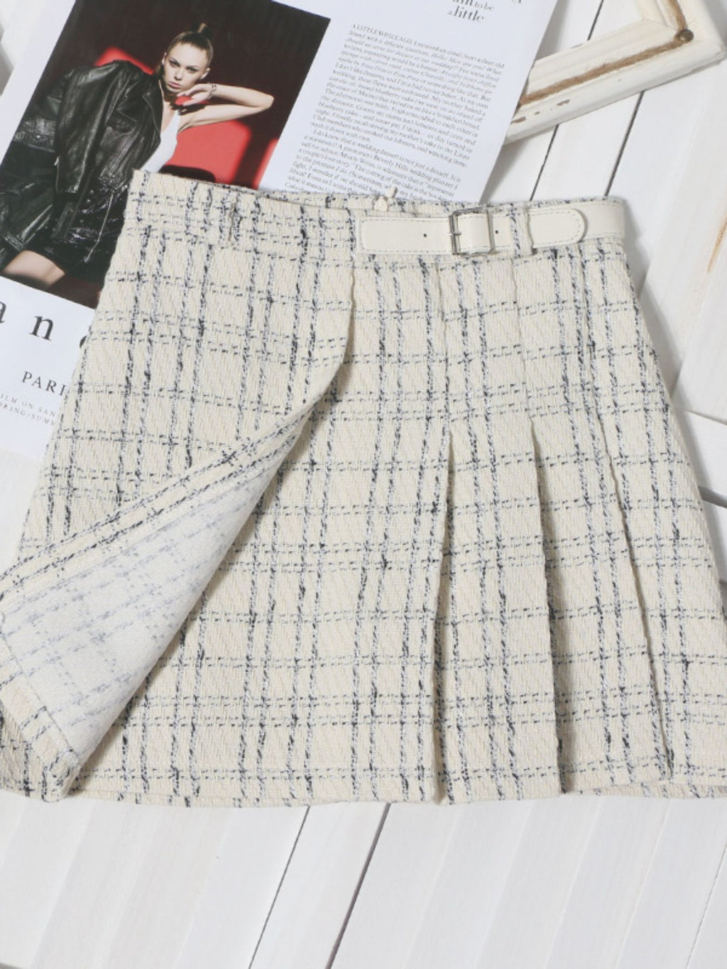 Pleated Plaid Mini Skirt with Ruched Detail and Side Slit