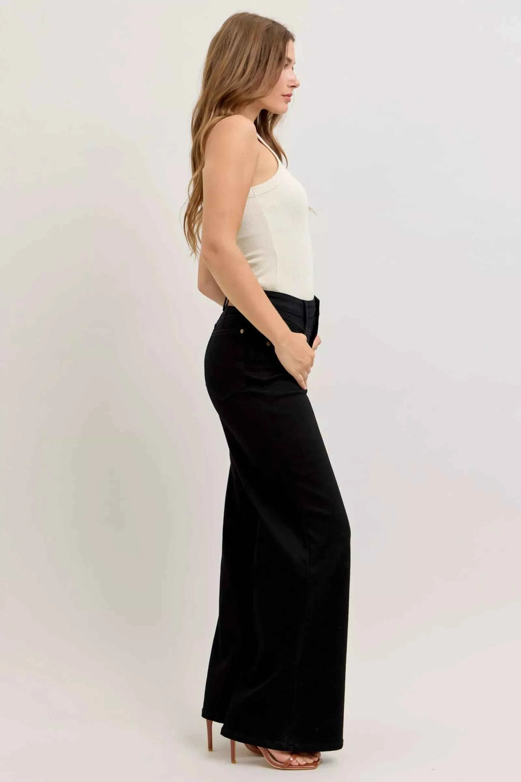 Judy Blue Wide Leg Jeans Black High-Waisted Denim Pants f0e147d9-1770-49ce-8a8b-e2730ecc0b27-Max-Origin Trendsi