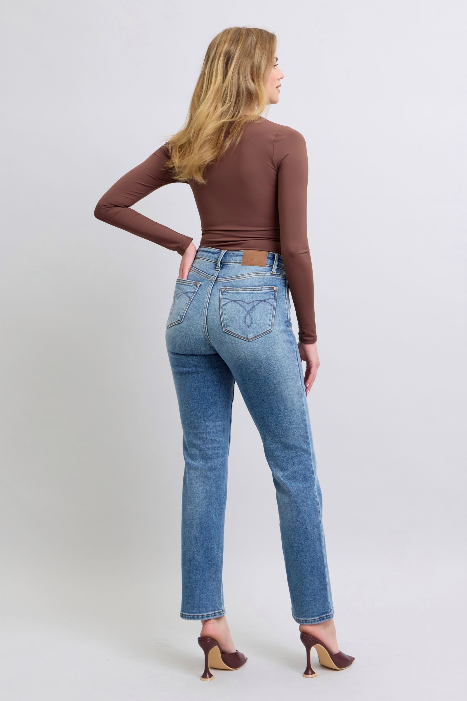 Judy Blue Jeans Medium Wash Thermal Straight Denim Pants with Pockets f26b7cf7-f912-43b2-ba3a-24b70d593e53-Max Trendsi