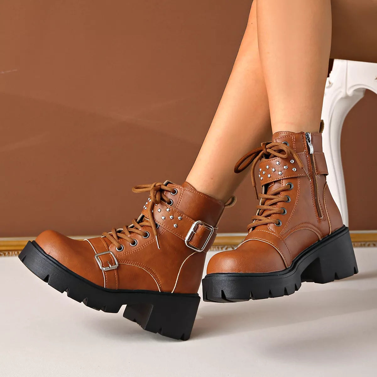 Women's Boots Pu Leather Block High Heels Round Toe Shoes f318fe0bee754a209d63774d3973c785-Max-Origin Trendsi