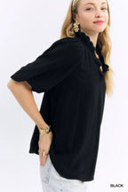 Umgee Womens Blouse Black Linen Scallop Trim V-Neck Short Sleeve Top f3f9778a-10a3-4a2b-9fd6-5e202dd46b41-Max-Origin Trendsi