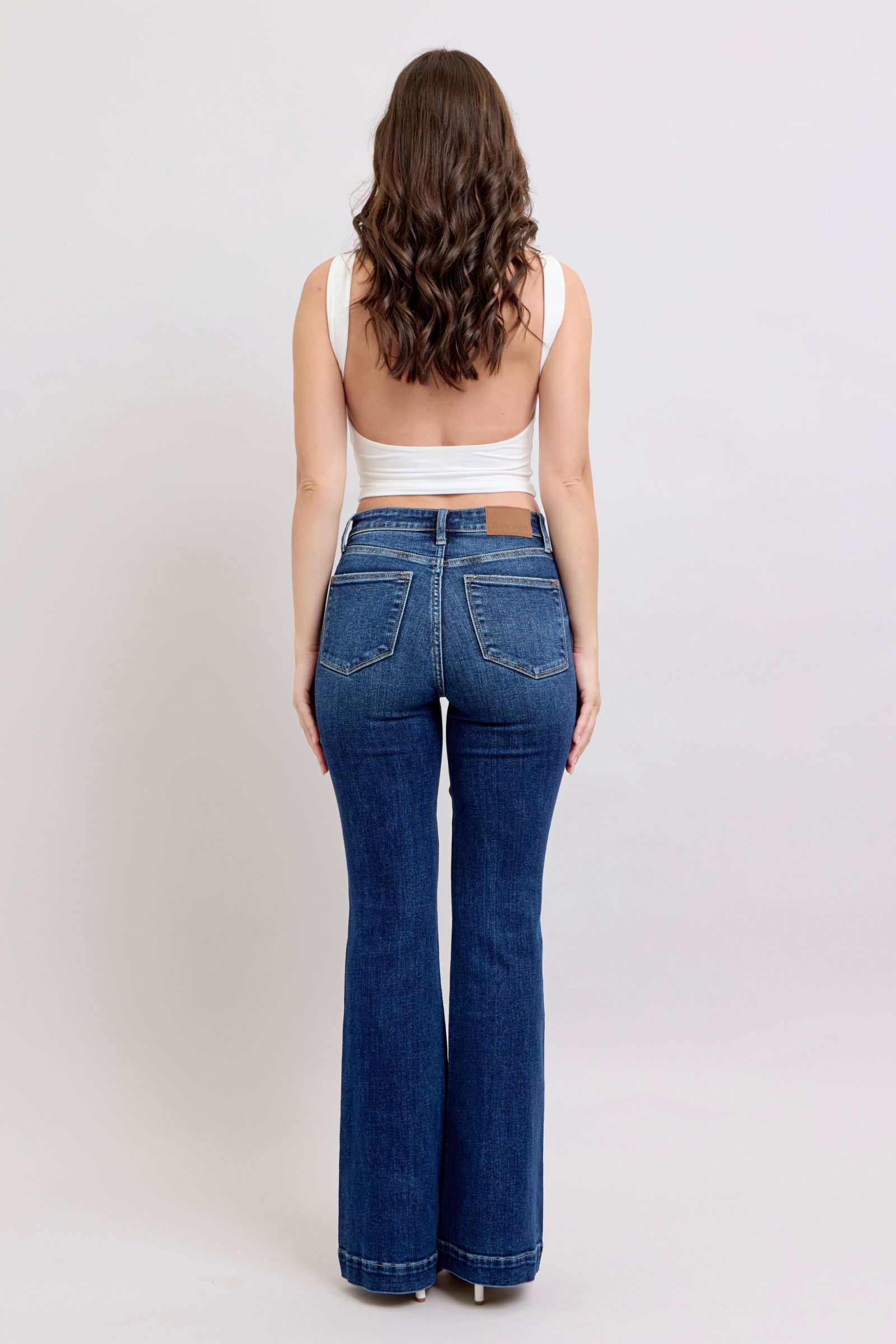 Judy Blue Flare Jeans High Rise with Pockets Dark Wash Plus Sizes f4657cc6-121b-4368-88d5-208a5cb74a29-Max Trendsi