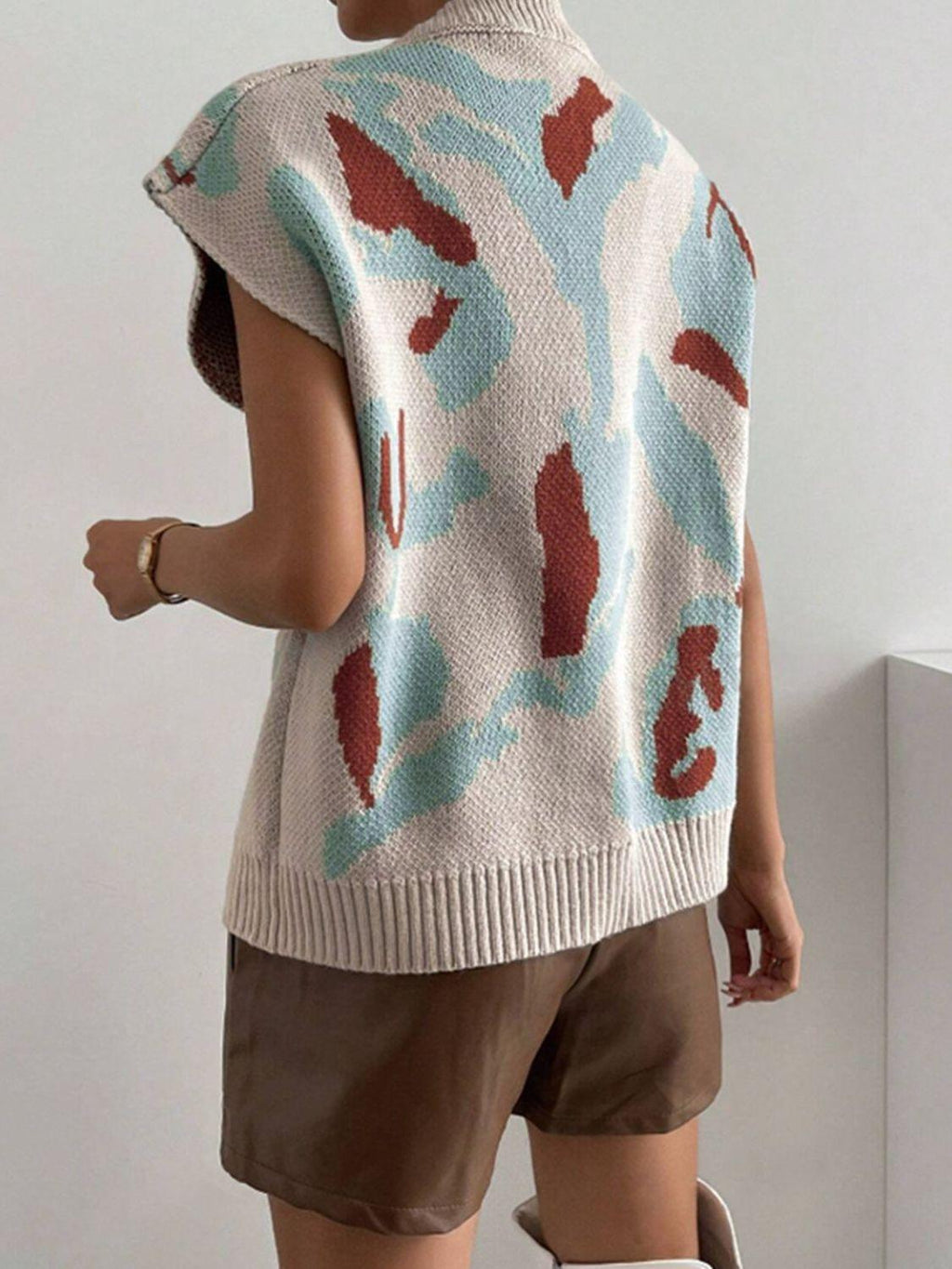 Sweater Vest Color Block V-Neck Knit Sleeveless Knitwear Top f4da0c60-1389-401e-91c1-5fe02bfdf2aa-Max Trendsi