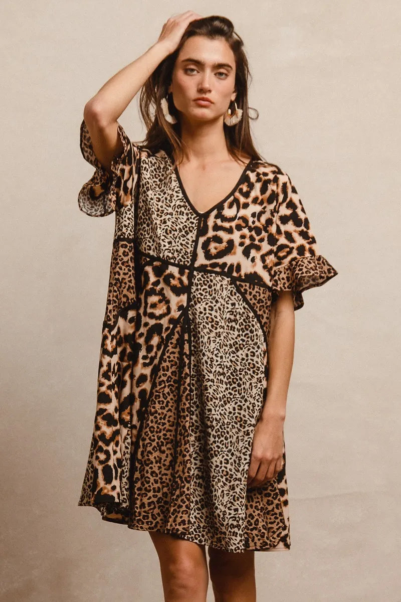 BiBi Leopard Dress Mix and Match Prints Short Sleeves Oversized V Neck f5a18f3a806949f896dd314ab198f32d-Max-Origin Trendsi