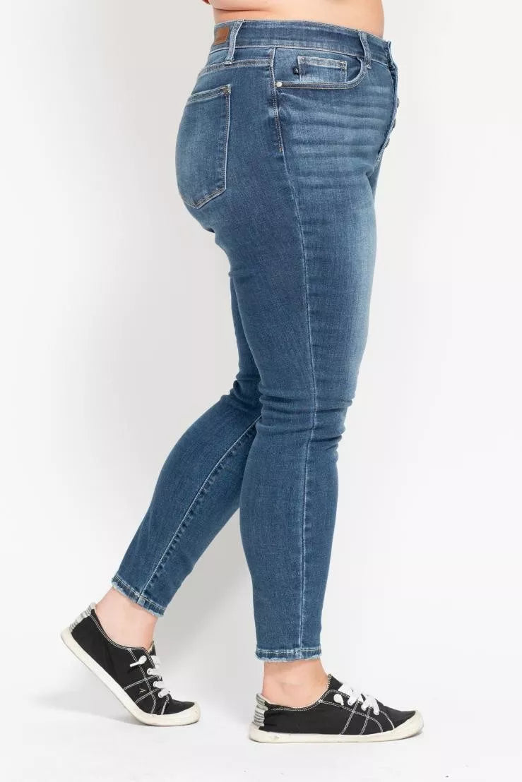 Judy Blue Skinny JeansMedium Wash High Rise Button Fly Plus Sizes Denims f74a3154-3aef-439f-b547-d64436bd2c31-Max-Origin Trendsi