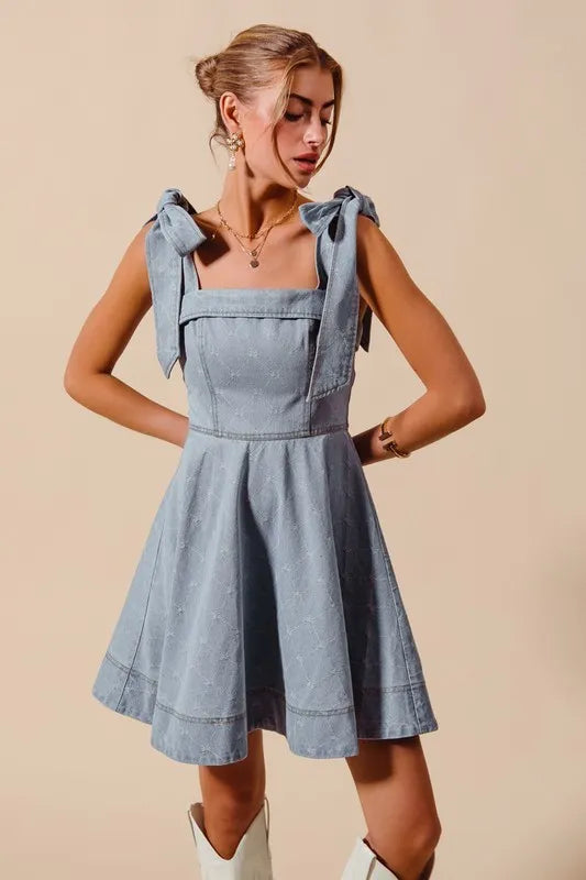 SO ME Denim Dres A Line Fit and Flare Diamond Bow Ribbon Bow Tied Straps f7b67335f9ab4dee9db02a6e4cbabffd-Max-Origin Trendsi