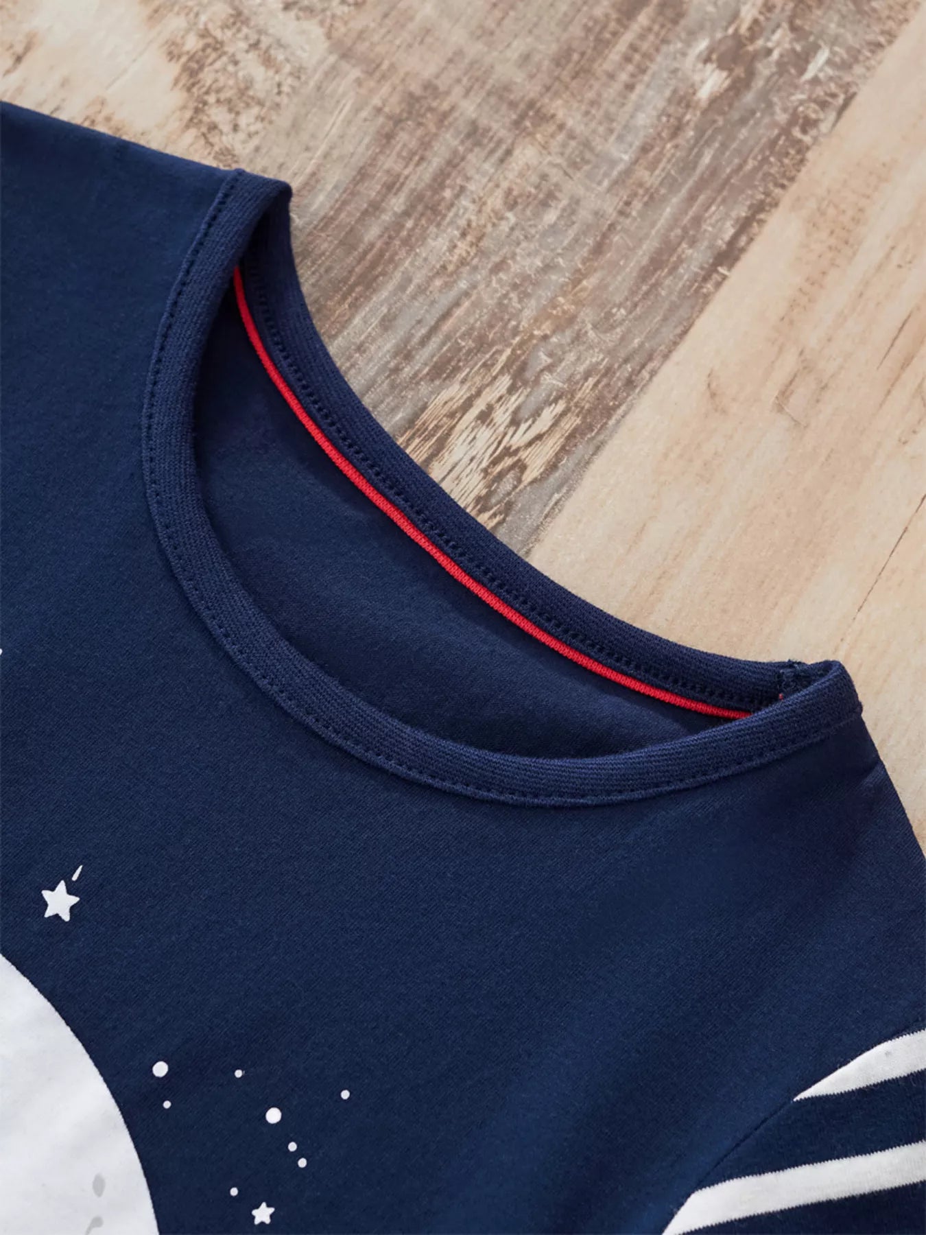 Children's Santa Sleigh Graphic Long Sleeve T-Shirt f8d4eecbef684d82863a30188de2cbcd-Max-Origin Trendsi
