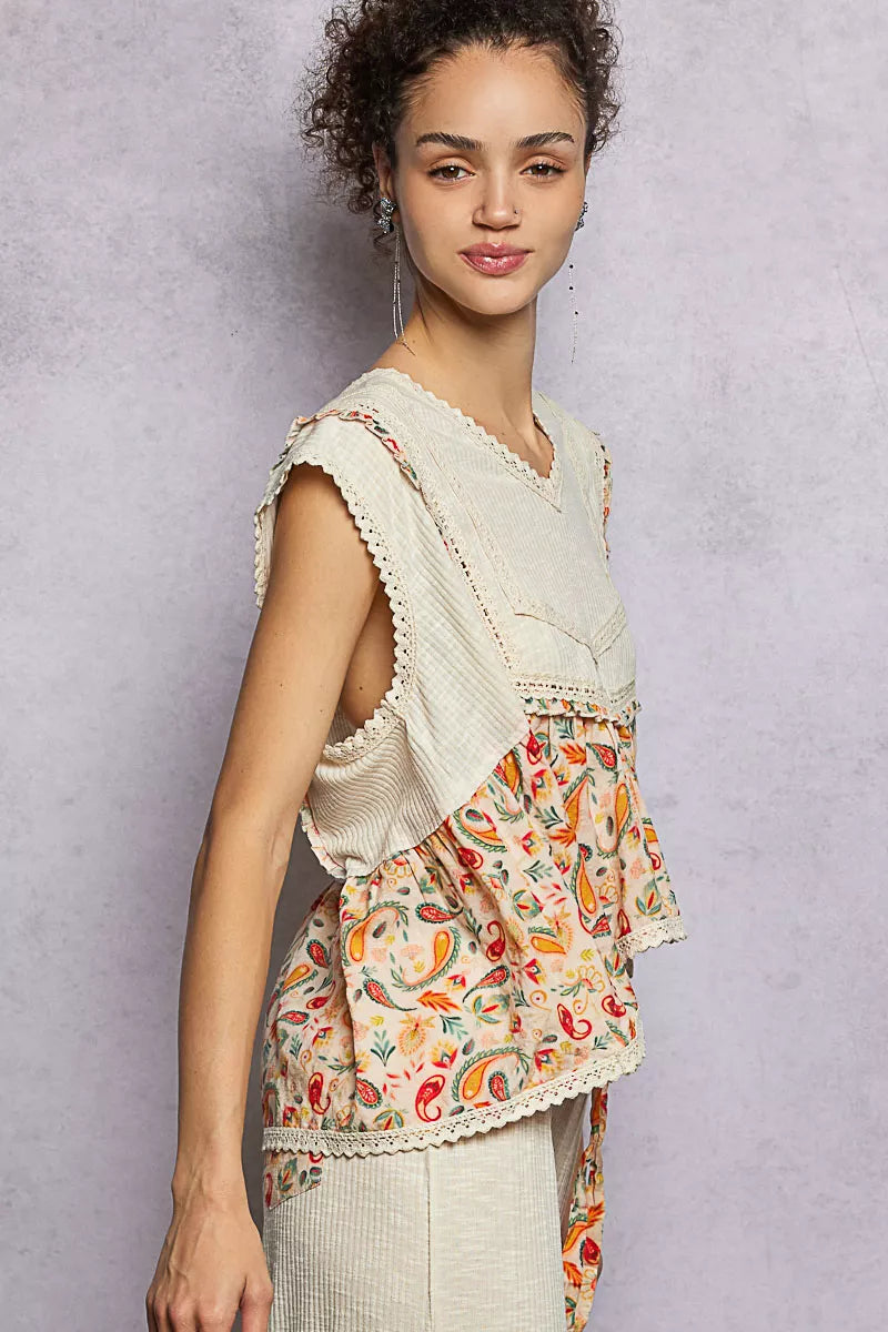 POL Women Blouse Floral Cropped Beige Lace Detail Ruffled Top f8ec5079-74b9-4029-88ff-712f423c42af-Max-Origin Trendsi