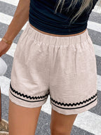 Casual Shorts with Elastic Waist and Wavy Trim