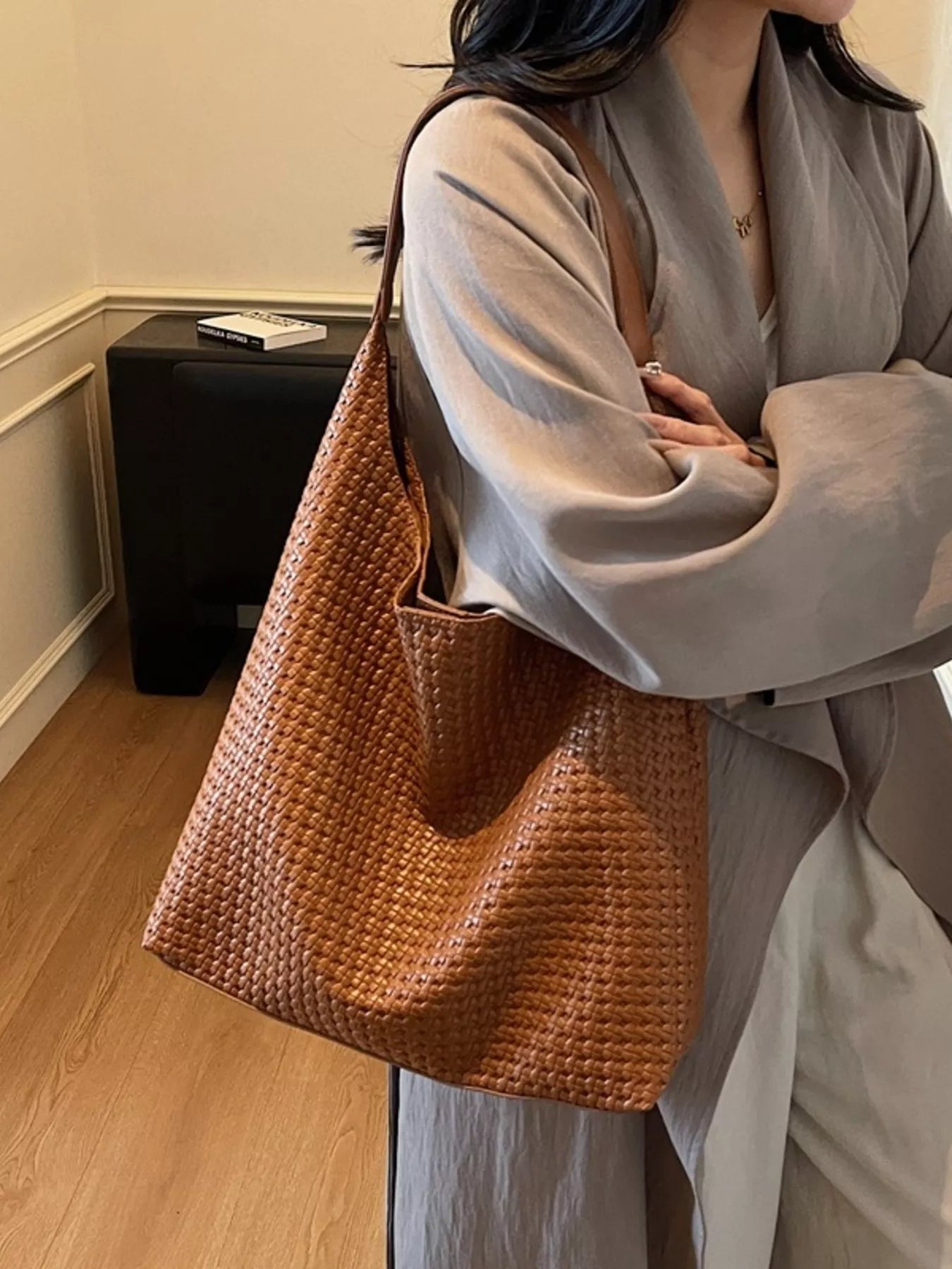 Womens Shoulder Bag Woven Straw Texture Pu Leather Large Handbag fc0679e641e34ba5848c5e327a908a5d-Max-Origin Trendsi