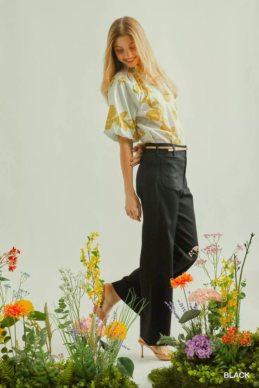 Umgee Pants Black Button Stretched with Pockets fd7fd39a-23bf-4e29-bf48-e48a01885f3e-Max-Origin Trendsi