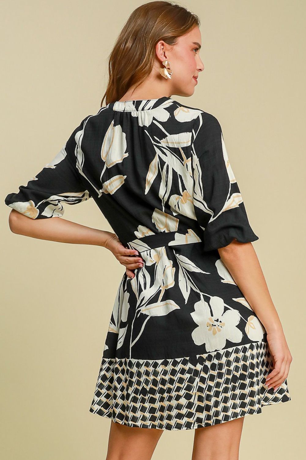 Umgee Mini Dress Black Floral Print Notched Tie Waist Belted Short Sleeve fe458df1-203a-4a82-b4c6-7919ec5e6e3b-Max Trendsi