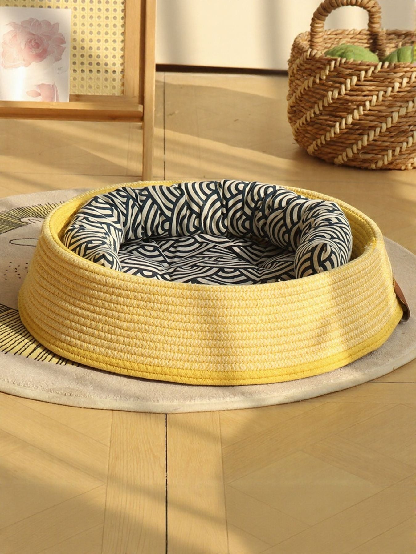 fe9f7762-6150-43c9-869a-c64531b58a82-Max