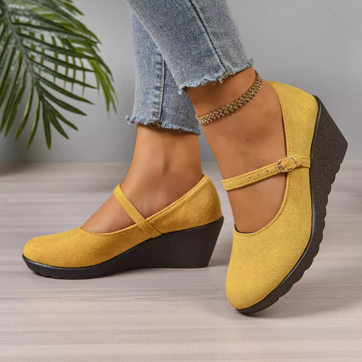 Women's Loafers Faux Suede Round Toe Wedge High Heels Shoes ffcf76ecedb64ddbb9fc6ee869a9b57c-Max-Origin Trendsi